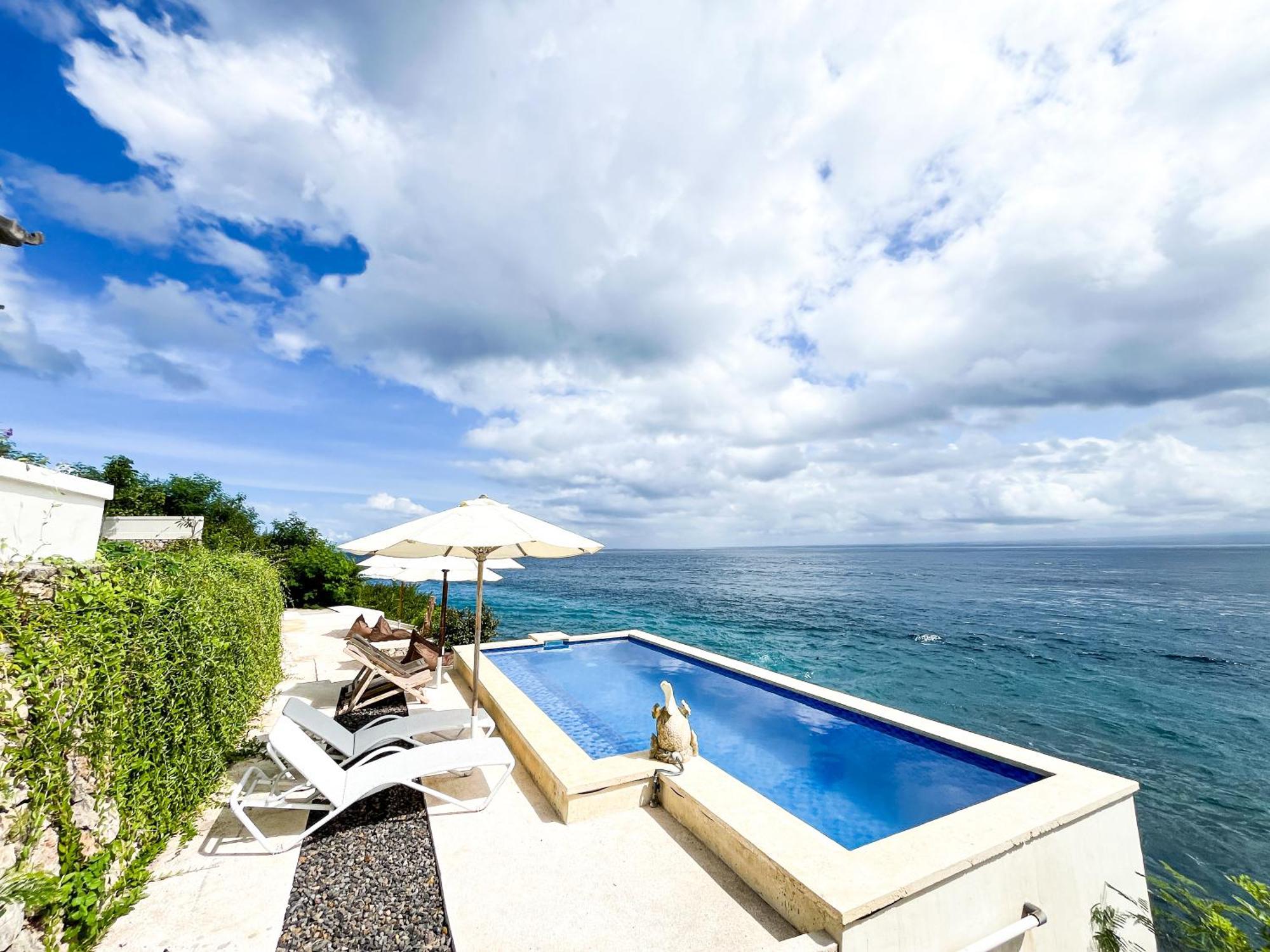 The Edge Lembongan Villa ภายนอก รูปภาพ